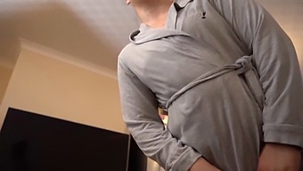 Mor