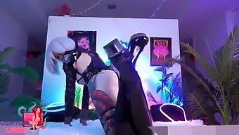 2b Fra Nier Automata Nyder En Stor Penis I Denne Virtuelle Porno